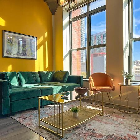 Spacious 2Br Vacation Rental With City View, Optional Parking And Gym Near Mccormick Place & Downtown Chicago Attractions Экстерьер фото